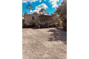745 S Trebol Street, Clewiston, FL 33440 Sold 03/20/25