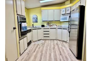 1075 Lime Ct, Okeechobee, FL 34974, Sold 03/07/25