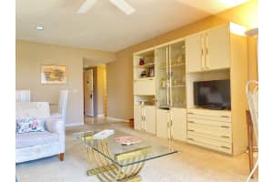 4661 Fountains Drive S 112, Lake Worth, FL 33467 Sold 03/31/25