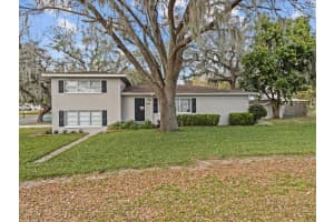 1228 Walker Circle S, Lakeland, FL 33805 Sold 04/08/25
