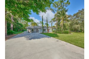 16113 E Secretariat Drive, Loxahatchee, FL 33470 Sold 03/21/25