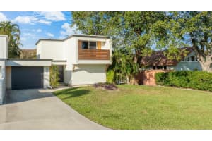 667 Forsyth Street, Boca Raton, FL 33487 Sold 06/02/25