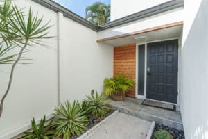 667 Forsyth Street, Boca Raton, FL 33487 Sold 06/02/25