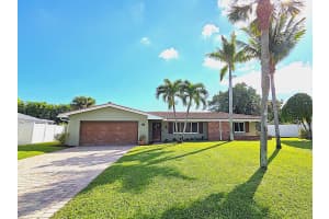 10056 Dogwood Avenue, Palm Beach Gardens, FL 33410 Sold 05/14/25