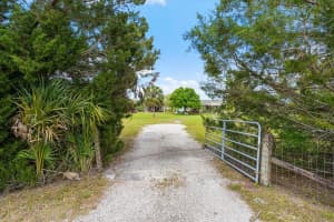 11505 NE 51st Court, Okeechobee, FL 34972 Sold 04/18/25
