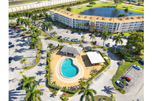 2049 Hythe C, Boca Raton