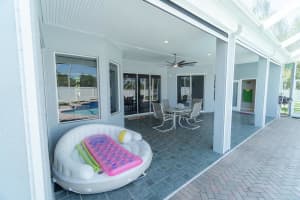2498 3rd Place SW, Vero Beach, FL 32962 Sold 04/14/25