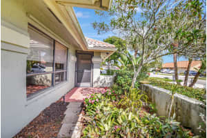 9721 Majestic Way, Boynton Beach, FL 33437 Sold 04/07/25