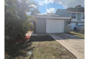 1781 SE Balmoral Court, Port Saint Lucie, FL 34953 - MLS#R11060725