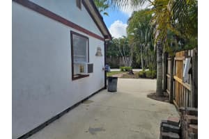 4854 Vilma Lane, West Palm Beach, FL 33417 Sold 05/30/25