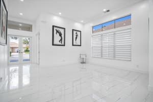 623 SW Lake Charles Circle, Port Saint Lucie, FL 34986 - MLS#R11060756