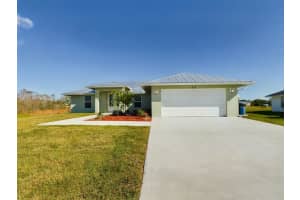 432 SW 86th Avenue, Okeechobee, FL 34974 Sold 08/25/25