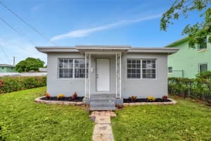 549 21st Street, West Palm Beach, FL 33407 Sold 03/12/25