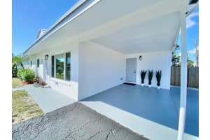 401 S 12th Street, Lantana, FL 33462 Sold 04/01/25