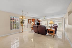 3089 Lucerne Park Drive, Greenacres, FL 33467 Sold 03/17/25