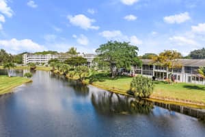 97 Oakridge H 97, Deerfield Beach, FL 33442 - MLS#R11060972