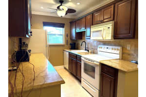 1292 High Point Place S B, Delray Beach, FL 33445 Sold 08/29/25