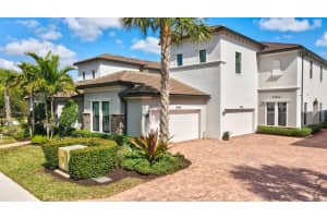 21818 Canadensis Circle 202, Boca Raton