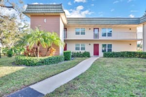 4 Vista Gardens Trail 107, Vero Beach