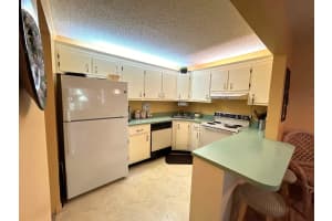 113 Lake Pine Circle C-2, Greenacres, FL 33463 Sold 08/08/25