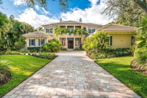 120 Estuary Circle, Indian River Shores, FL 32963 Sold 04/03/25