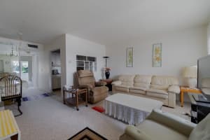 3362 Cynthia Lane 211, Lake Worth Beach, FL 33461 Sold 03/31/25