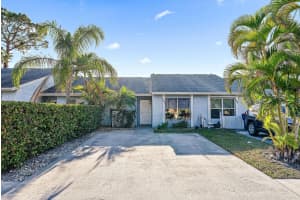 107 Oakwood Drive, Jupiter, FL 33458 Sold 04/08/25