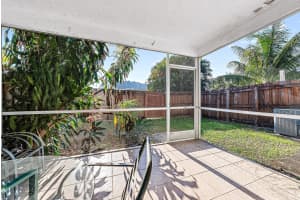 107 Oakwood Drive, Jupiter, FL 33458 Sold 04/08/25