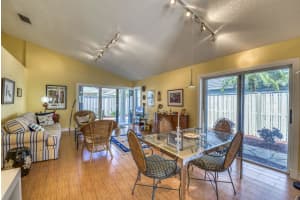 3 Commanders Drive, Palm Beach Gardens, FL 33418 Sold 05/07/25