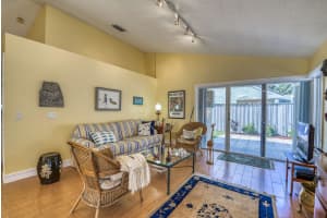 3 Commanders Drive, Palm Beach Gardens, FL 33418 Sold 05/07/25