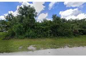 9235 100th Court, Vero Beach, FL 32967 Sold 03/04/25