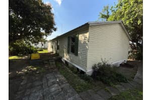 170 Apple Avenue, Pahokee, FL 33476 - MLS#R11061419