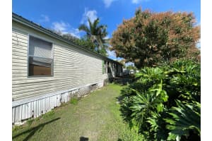 170 Apple Avenue, Pahokee, FL 33476 - MLS#R11061419