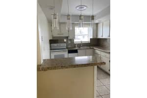 2804 Crosley E Drive E Apt E, West Palm Beach, FL 33415 - MLS#R11061422