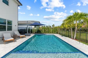 2724 Country Lake Trail Boynton Beach, FL 33436 - Off Market