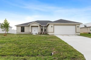 472 SW Bradshaw Circle, Port Saint Lucie, FL 34953 Sold 04/25/25