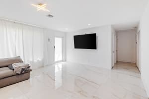 1323 Lincoln Street, Hollywood, FL 33019 - MLS#R11061454