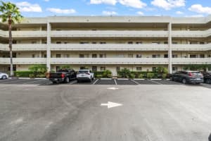 3178 Via Poinciana 315, Lake Worth