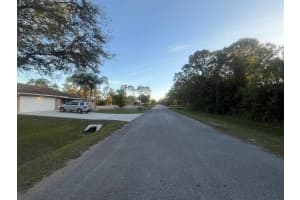 3966 NW 24th Avenue, Okeechobee, FL 34972 Sold 05/12/25