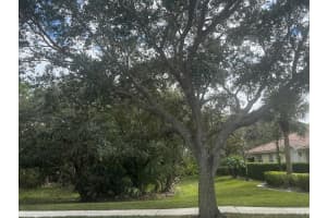 8558 SE Retreat Drive, Hobe Sound, FL 33455 Sold 04/11/25