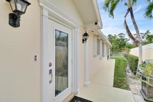 8558 SE Retreat Drive, Hobe Sound, FL 33455 Sold 04/11/25