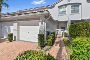 7960 Laina Lane 1, Boynton Beach, FL 33437 Sold 04/18/25