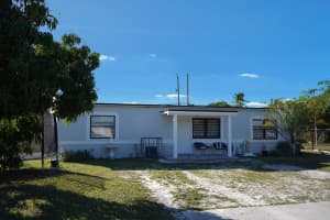 303 NW 28th Way, Fort Lauderdale, FL 33311 - MLS#R11061522