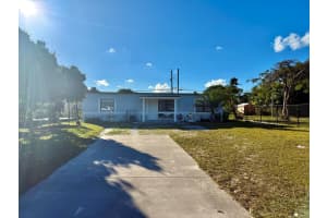 303 NW 28th Way, Fort Lauderdale, FL 33311 - MLS#R11061522