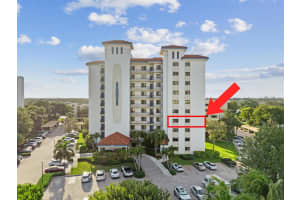 370 Golfview Road 404, North Palm Beach, FL 33408 Sold 04/21/25