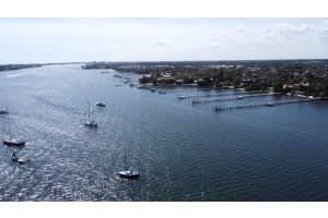 706 W Bloxham Street, Lantana, FL 33462 Sold 06/24/25