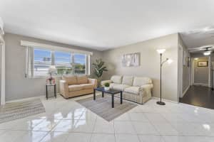 1300 S Broadway 18, Lantana, FL 33462 Sold 06/06/25