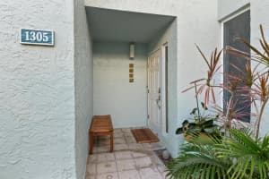 1305 Mainsail Circle, Jupiter, FL 33477 Sold 03/10/25