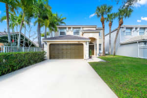 7671 Oak Grove Circle, Lake Worth, FL 33467 Sold 04/02/25