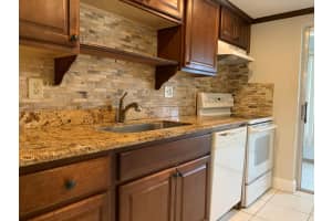 20 Abbey Lane 105, Delray Beach